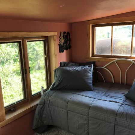 Authentic Alaskan cabin experience near the heart of Denali