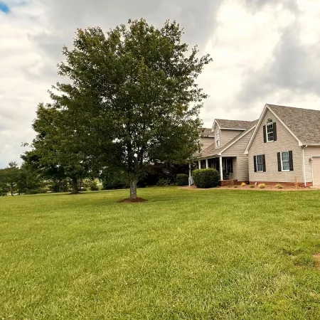 Peaceful - View - Close to Owensboro - Modern Farmhouse