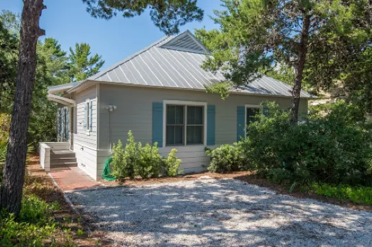 Getaway to Florida's Scenic 30A, Close to Beach/Pool! Great Fall Rates Available