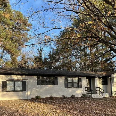 6Bdrm Retreat near Downtown Madison. Sleeps 12