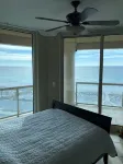 Heaven on Earth! Tower 5 801 Best Views on the Island-Huge 3Br Rented As 2Br.