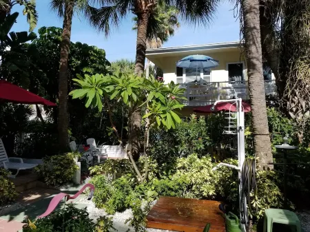 Beachfront Cottages (Patio) at Beautiful Sandy Shores on Gulf of Mexico