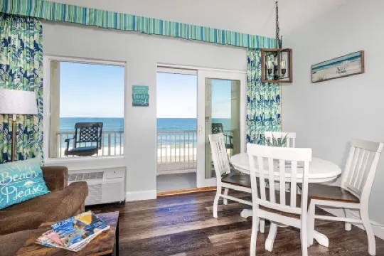 Oceanfront, private balcony with amazing panoramic views of Atlantic Ocean