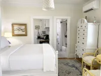 Casa de Flora B- Relaxed Elegance in historic St Augustine 🚭