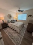 Beautiful Waterfront Home- Large Dock, Huge Patio, Very Close to the Springs!