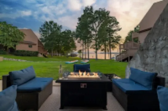 Lake Life is the BEST Life! Formally "Livin The Dream" Hotels in Northampton County