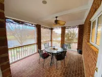 Waterfront Executive Retreat House