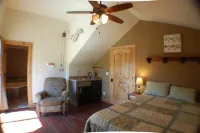 Little piece of paradise, Mickelson Trail Lodge.