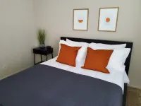 2 BR W/ Washer Dryer,  Fireplace, Close To It All, Monthly Stays Welcome