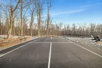 Indoor Pool/Arcade/Theater/HotTub/Pickleball/Trail