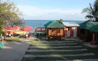 Maxvir Inn Beach Resort