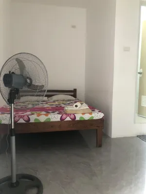 Catadman Lodge Hotels in Compostela