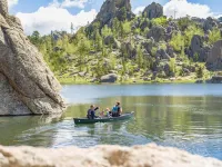 Updated 4BR Home, Family Friendly, Steps to Custer Shops & 30 Min to Mt Rushmore