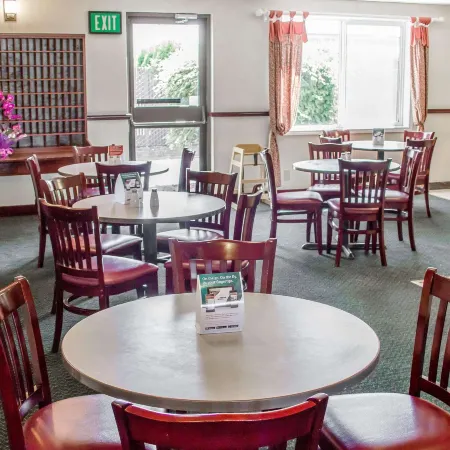 Quality Inn & Suites Longview Kelso