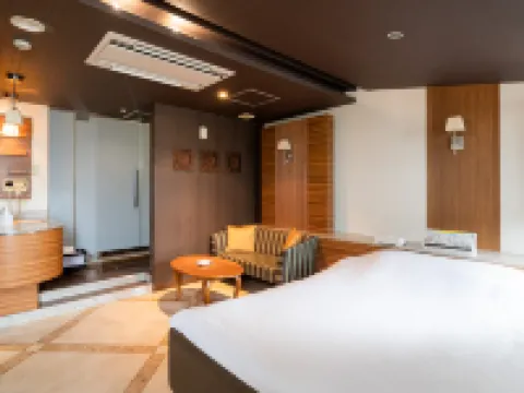 Hotel Tiki Hotels near Mount Bizan