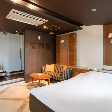 Hotel Tiki