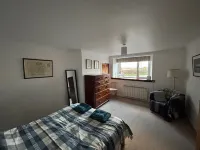Comfortable ground floor flat with stunning coastal views, Glencaple. Các khách sạn ở 
