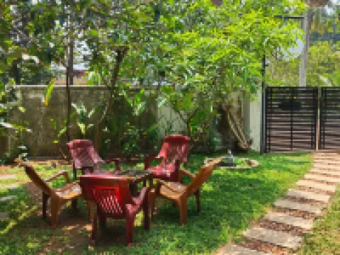 Sky's Surf Hostel 瓦卡拉酒店