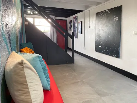 Las Artes: Creatives Welcomed Отели рядом с достопримечательностью «Гаррисон Саванна»