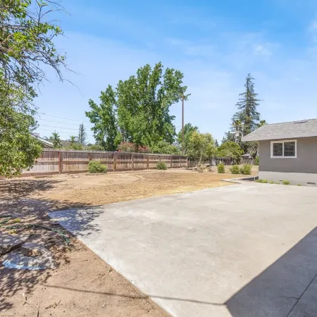 Fresno House| Air Hockey| Private Parking|4/2:Wow!