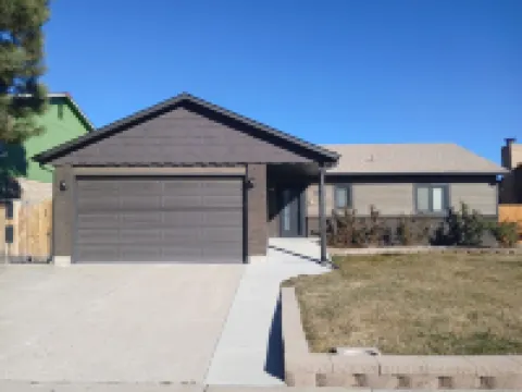 Sunny Private Guest Suite, 30 Min from Denver/Boulder, Kids and Pets Welcome!