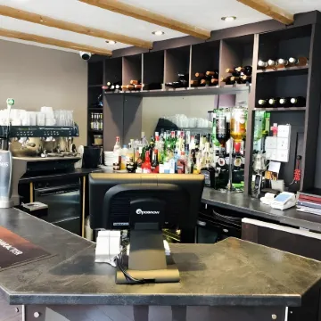 Bath House Hotel & Restaurant