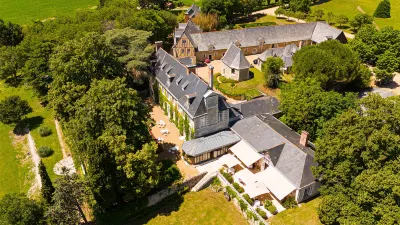 Chateau de Noirieux Hôtels à : Durtal