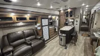 Lovely RV with outdoor pool  and Jacuzzi. Hotels in Deltona
