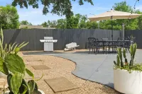 Austin Southern Retreat , the  Place for Bachelor Parties and Bachelorettes Hotels near Sam's Club