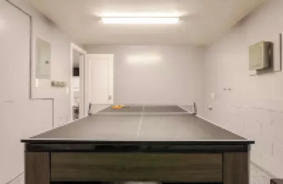 Victorian Retreat 2Bed/1Bath, Parking, Game Room