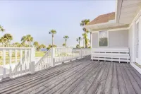 Halifax Riverfront Oasis - 8 Bedrooms Private Heated Pool