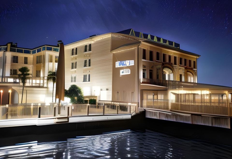 hotel overview picture