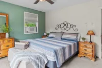 Hidden Bear by AvantStay A Central Location