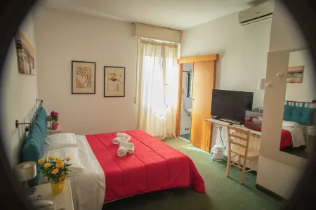 Hotel Ariston Отели рядом с достопримечательностью «Vista mare»