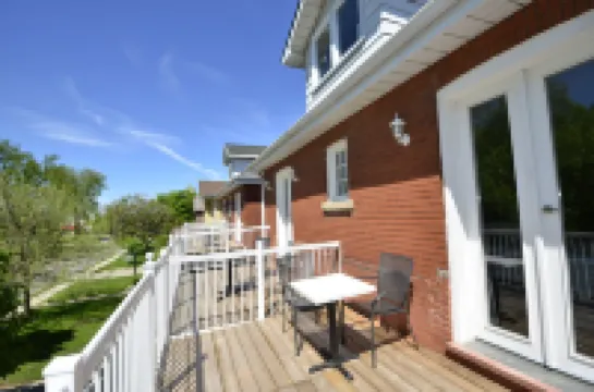 Ambassador B&B Guest Home