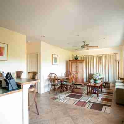 Kaiholo Hale Rooms