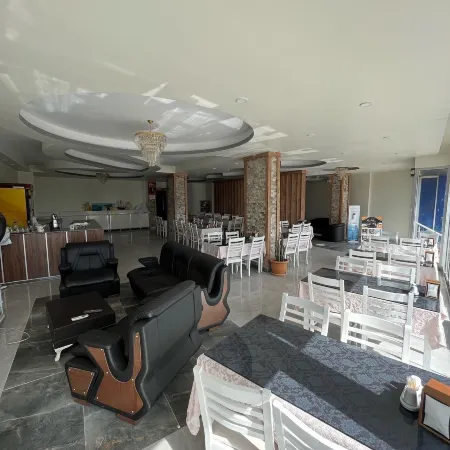 Peri Hotel