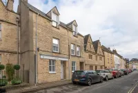 The Shop Cotswold Apartment Sleeps 2 - Pet friendly