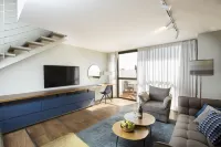 Marine Heights Suites - balcony