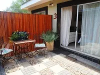 Cottonwood Guesthouse Oasis Hotels in Bloemfontein