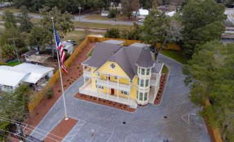 Sunbright Inn