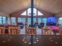 Stanley House - Hillside Cabin with Panoramic Views of the Sawtooth Mountains