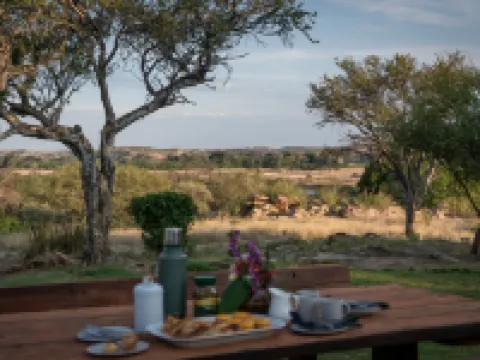 沙林波狩獵之家 - 馬沙圖狩獵保護區 博博農酒店