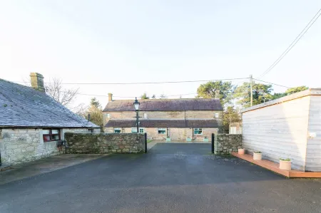 Host Stay No 4 Daisy Cottage Отели в г. Аддерстон вит Лакер