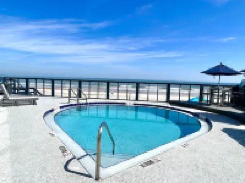 Sugar Sands - Ocean Front at Symphony Beach Club !