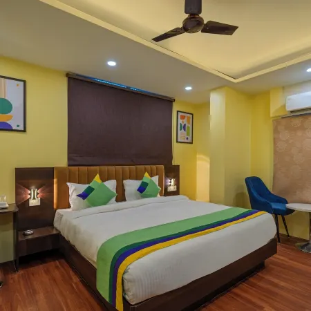 Treebo Taj Square, 10 Mins from Airport