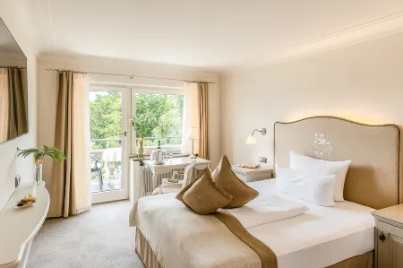 Schlosshotel Steinburg