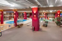 Quality Inn & Suites - Swimmingpools