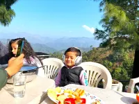 The Cloud Homestay Hotels in Nahan