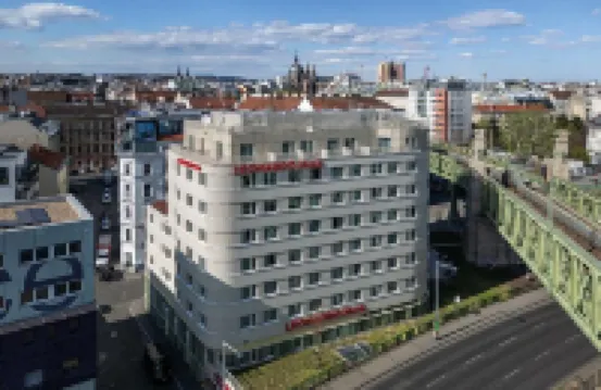 維也納市西部萊昂納多酒店